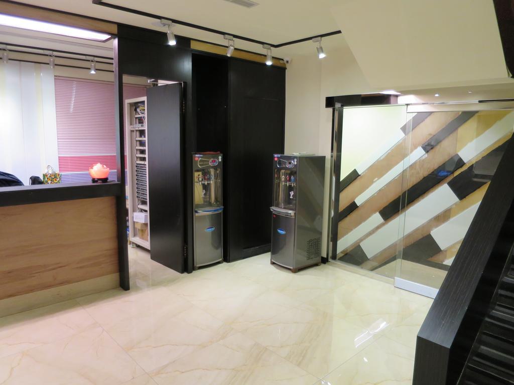 Yung Feng Hotel Кийлунг Екстериор снимка